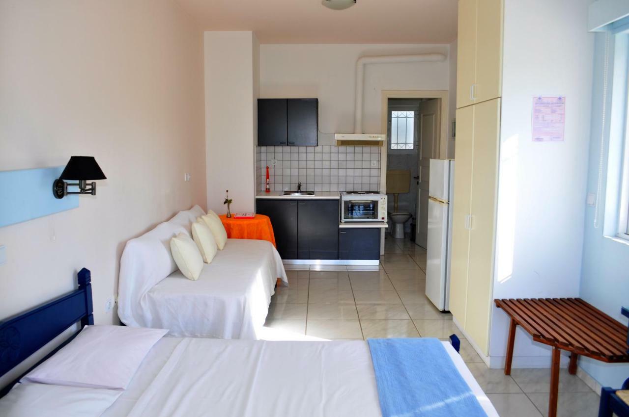 Villamargarita Apartments Sykia  エクステリア 写真