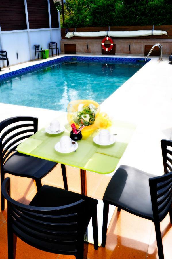 Villamargarita Apartments Sykia  エクステリア 写真