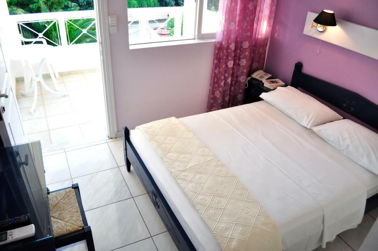 Villamargarita Apartments Sykia  エクステリア 写真